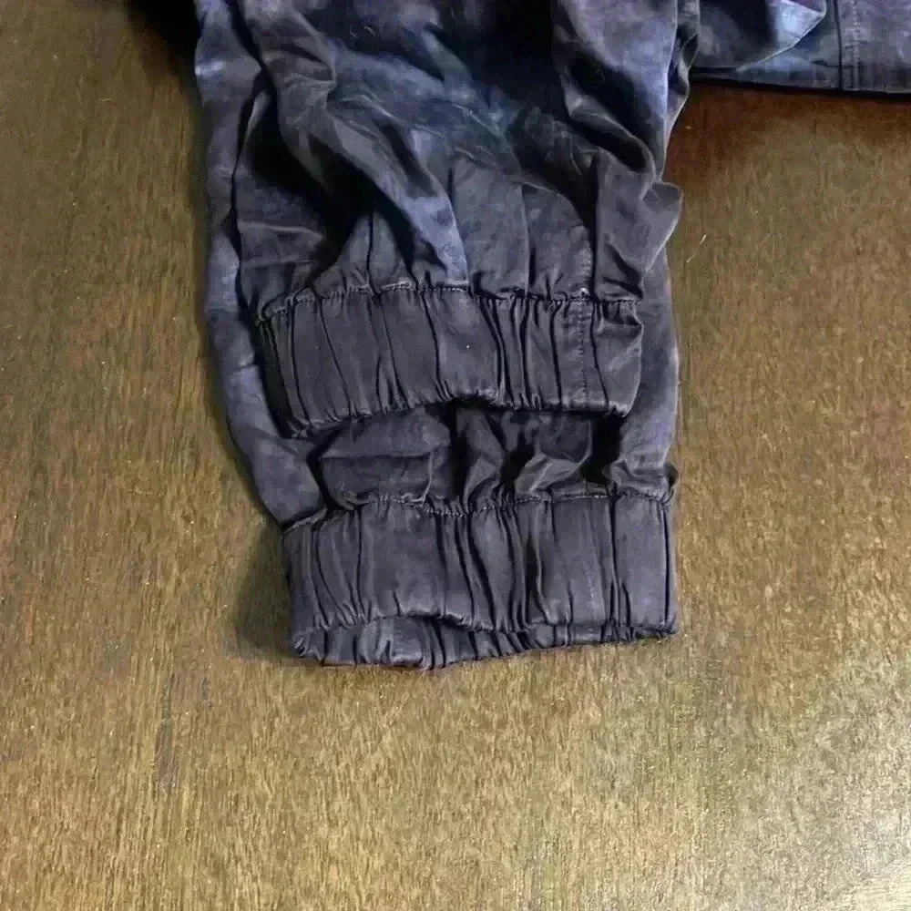 Cloth & Stone Anthropologie Chambray Tie-Dye Cargo Jogger Pants, Purple - Picture 8 of 10